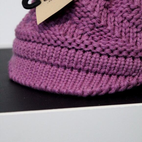 NEW CC BABY BRIM BEANIE HAT WITH POM IN VARIOUS COLORS - Picture 3 of 6